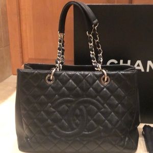 Chanel black caviar gst bag